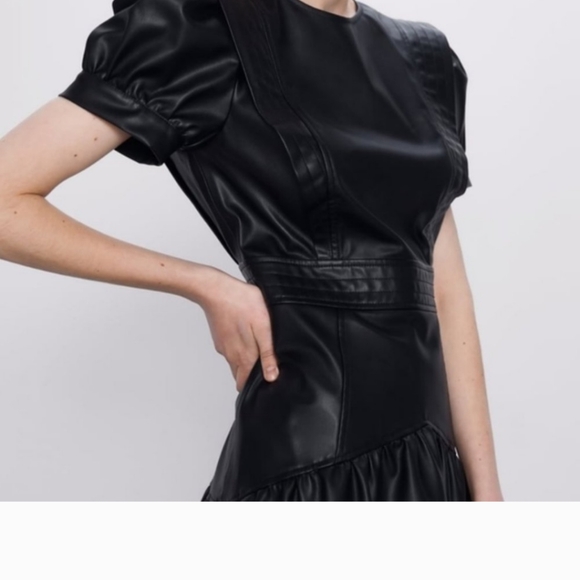Zara black faux leather ruffled mini - Picture 9 of 9